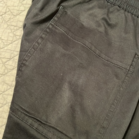 Joggers - Picture 5 of 6